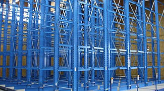 Mobile cantilever racking