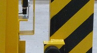 Mobile cantilever racking 